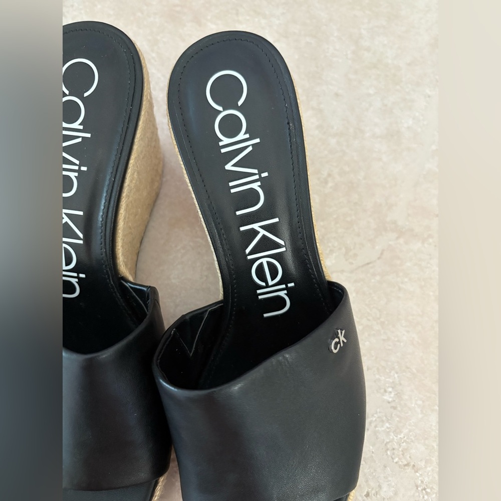 NWOT Calvin Klein Britta Leather Wedge Sandals - Size 10 - Picture 6 of 13